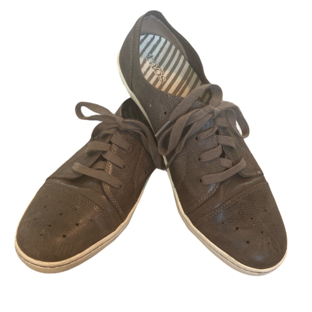 Taos Footwear Brown Sneakers